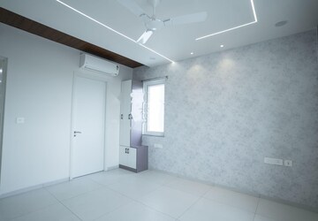 Room in 3 BHK Apartment at Jayabheri The Nirvana, Gopanpally – for Rent
