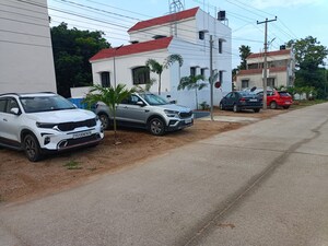 Parking in 4 BHK Villa at Kokapet – for Sale