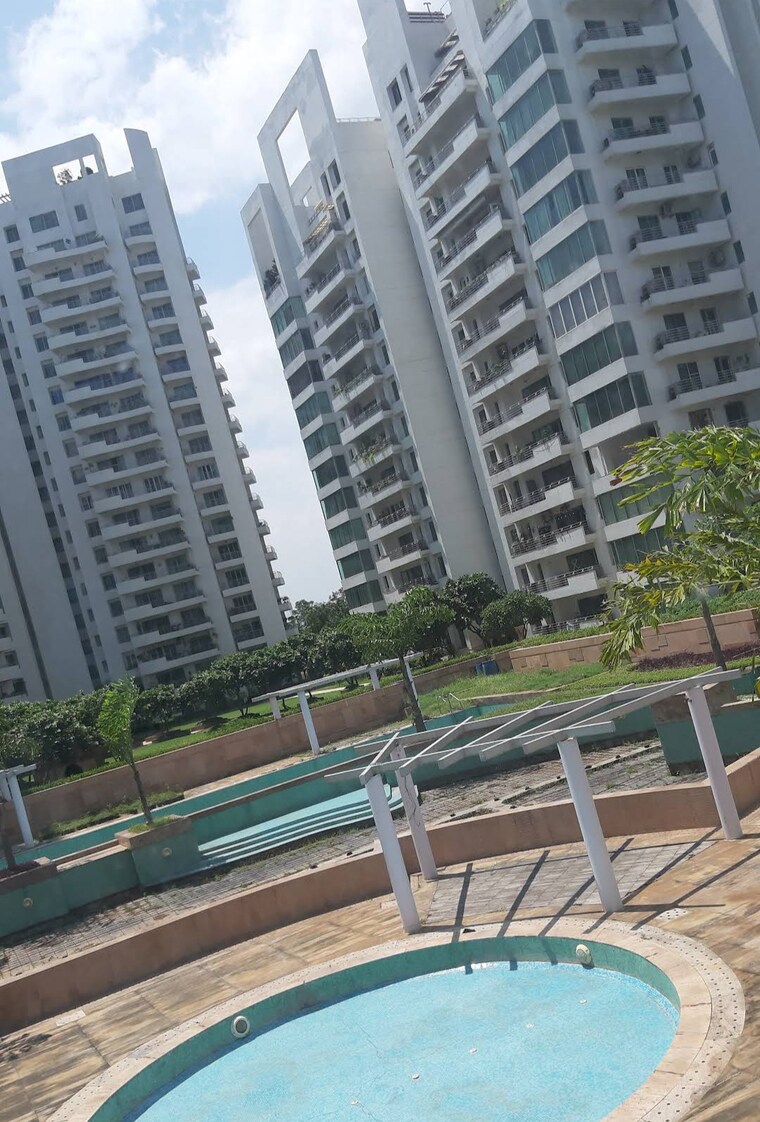 Balcony, parsvnath-exotica 4 Bedroom 3645 Sq.Ft. Apartment In Sector 53 Gurgaon 9356907