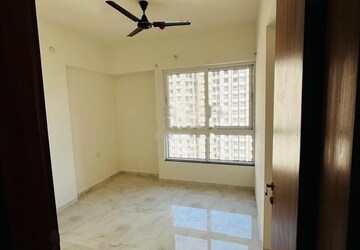 Room in 2 BHK Apartment at VTP HiLife, Wakad – for Rent