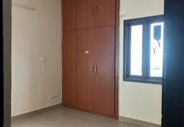Room in 4 BHK Independent House at Sheetal Residency Kamta, Kamta – for Sale
