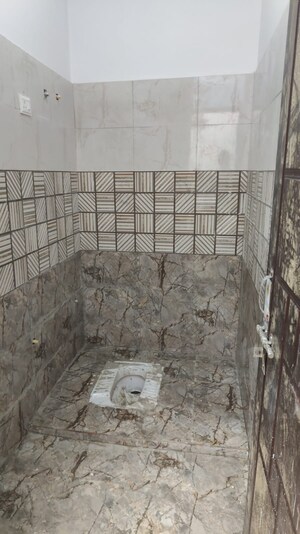 Bathroom in 4 BHK Independent House at Sheetal Residency Kamta, Kamta – for Sale