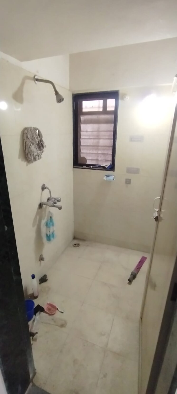 Bathroom, puranik-city 1 Bedroom 411 Sq.Ft. Apartment In Kasarvadavali Thane 9356989