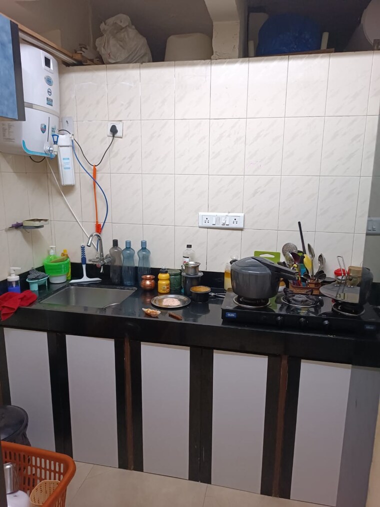 Kitchen, prabhadevi 1.5 Bedroom 560 Sq.Ft. Apartment In Prabhadevi Mumbai 9356999