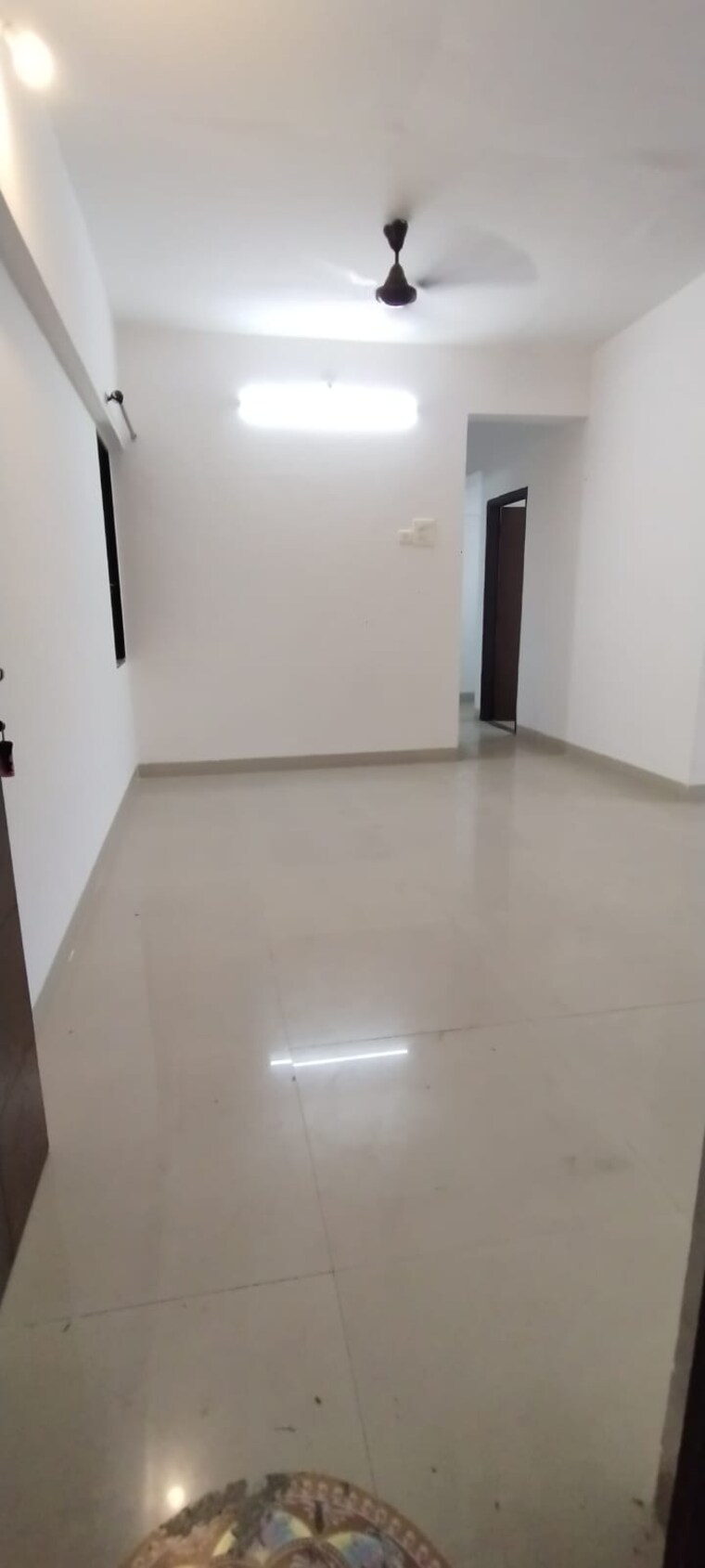 Room, haware-estate 2 Bedroom 926 Sq.Ft. Apartment In Kasarvadavali Thane 9357009