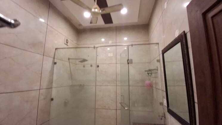 Bathroom, silver-city-extention 6+ Bedroom 5000 Sq.Ft. Villa In Vip Road Zirakpur 9357002