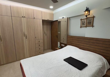 Bedroom in 2 BHK Apartment at Dev Aarti Apartment, Mahim – for Rent