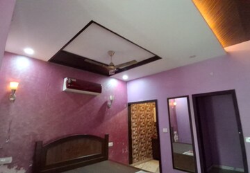 Furnished Amenities in 6+ BHK Villa at Silver City Extention, Vip Road – for Rent