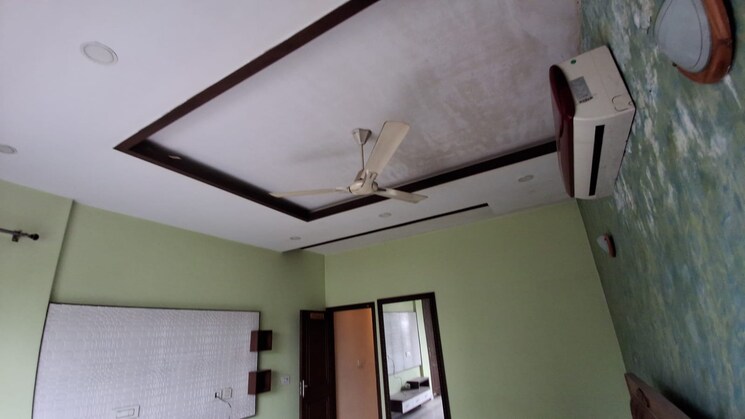 undefined, silver-city-extention 6+ Bedroom 5000 Sq.Ft. Villa In Vip Road Zirakpur 9357002