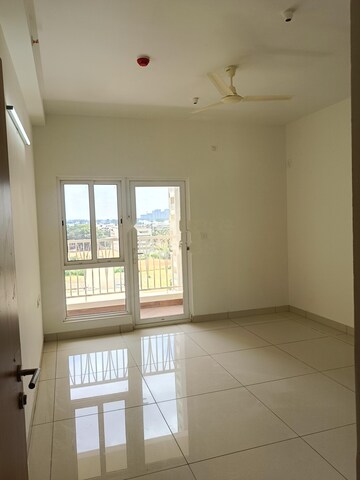 Room in 3 BHK Apartment at NG Coco Villas, Kalkere – for Rent