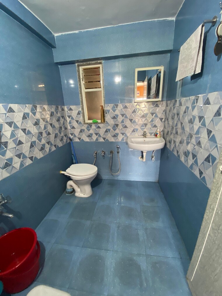 Bathroom, bodakdev 2 Bedroom 1200 Sq.Ft. Apartment In Bodakdev Ahmedabad 9357071