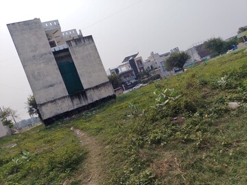 Plot For Sale in Sector 32