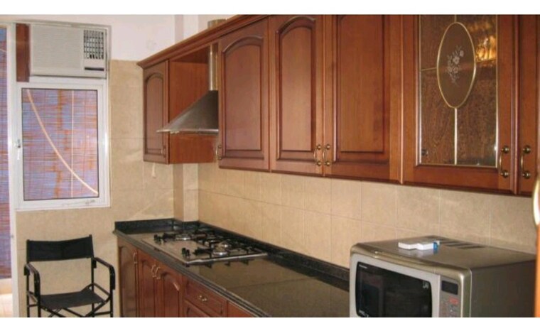 Kitchen, dlf-trinity-towers 4 Bedroom 2759 Sq.Ft. Apartment In Dlf Phase V Gurgaon 9357093