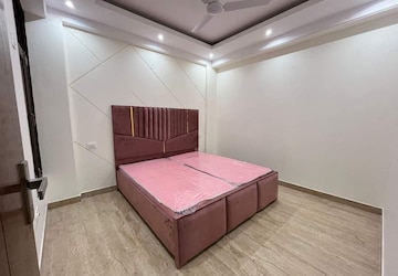 Bedroom in 3 BHK Builder Floor at Chattarpur – for Rent