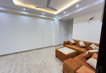 3 BHK Builder Floor For Rent in Chattarpur