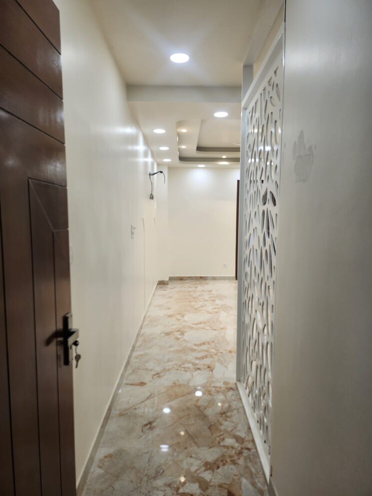 Bathroom, chattarpur 2 Bedroom 800 Sq.Ft. Builder Floor In Chattarpur Delhi 9357264