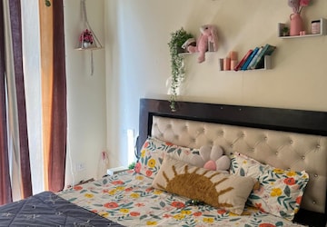 1 RK Apartment For Rent in Mona Greens, Vip Road