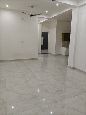 2 BHK Builder Floor For Sale in Aman Vihar