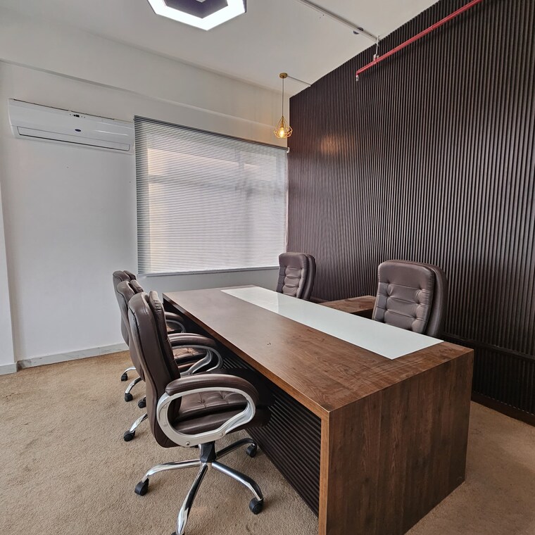 Team Area, sector 63 Commercial Office Space 2600 Sq.Ft. In Sector 63 Noida 9357128