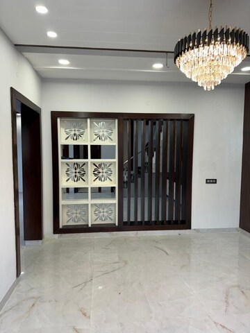 Room in 2.5 BHK Independent House at Sunny Enclave – for Sale