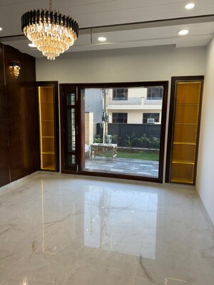 Room in 2.5 BHK Independent House at Sunny Enclave – for Sale