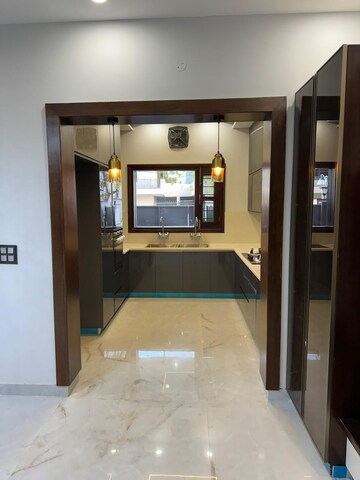 Room in 2.5 BHK Independent House at Sunny Enclave – for Sale