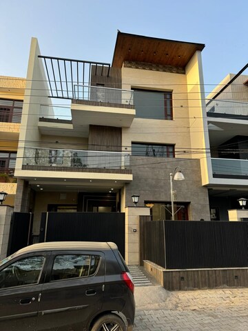 2.5 BHK Independent House For Sale in Sunny Enclave