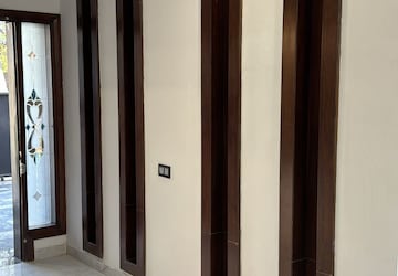 Room in 2.5 BHK Independent House at Sunny Enclave – for Sale