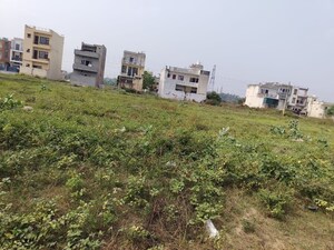  Plot For Sale in Sector 32