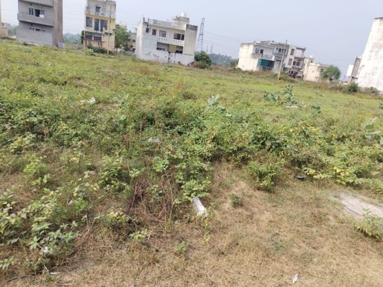 undefined, sector 32  105 Sq.Yd. Plot In Sector 32 Karnal 9357383