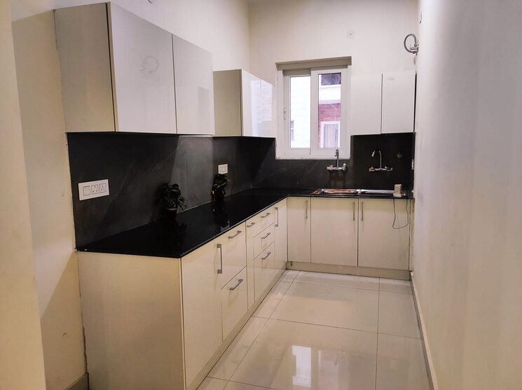 Kitchen, ambala highway 3 Bedroom 1350 Sq.Ft. Builder Floor In Ambala Highway Zirakpur 9357361