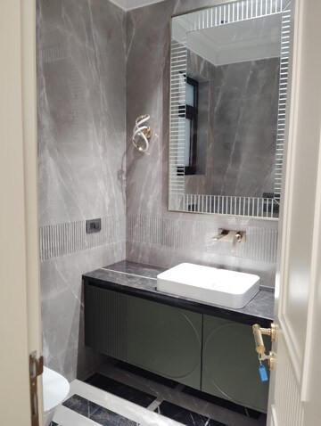 Bathroom in 3 BHK Builder Floor at Boutique Residential Apartments C-253, Defence Colony – for Rent