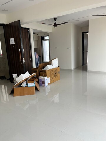 Living Room in 3 BHK Apartment at Sheth Zuri, Eastern Express Highway – for Rent