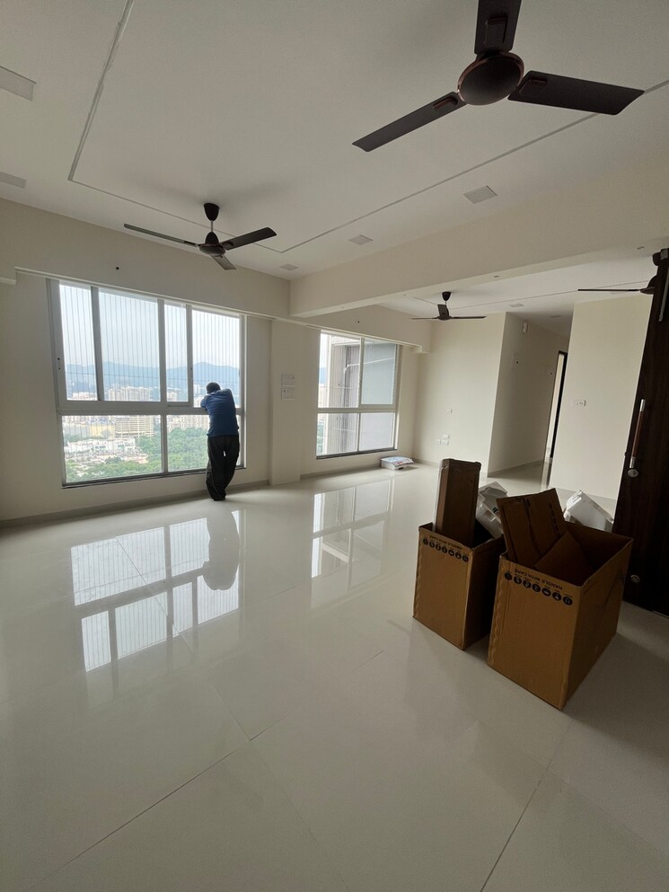 Team Area, sheth-zuri 3 Bedroom 1150 Sq.Ft. Apartment In Eastern Express Highway Thane 9357452
