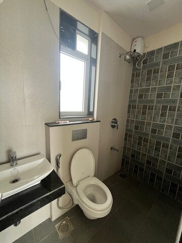 Bathroom in 3 BHK Apartment at Sheth Zuri, Eastern Express Highway – for Rent