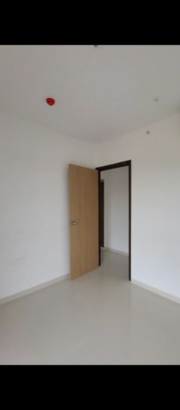 Room in 1 BHK Apartment at Lodha Park, Dombivli East – for Rent