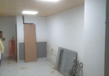 Hall in  Shop at East Patel Nagar – for Rent