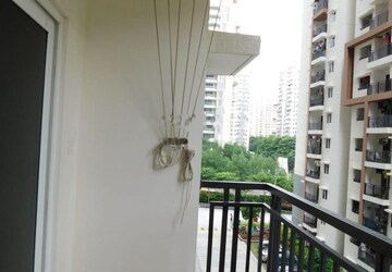 2.5 BHK Apartment For Rent in Aparna Sarovar Zenith, Nallagandla