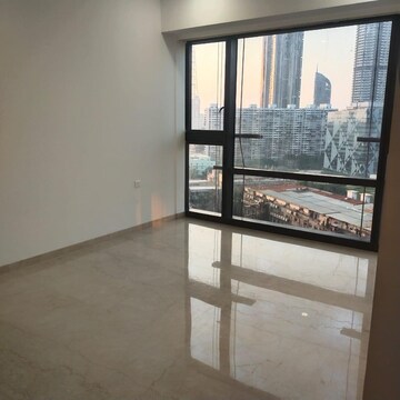 Room in 3 BHK Apartment at Lodha The Park, Worli – for Rent