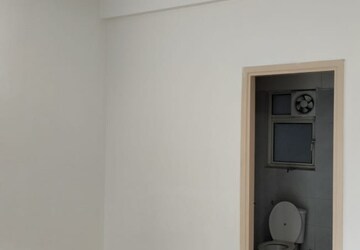 Room in 3 BHK Builder Floor at Puri Aman Vilas, Sector 89 – for Rent