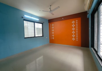 Room in 2 BHK Apartment at Shreyas Shelters Palladium Exotica Phase I, Dhanori – for Sale