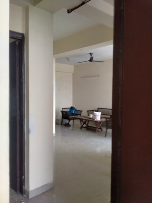 Room in 2.5 BHK Apartment at Today Ridge Residency, Sector 135 – for Rent