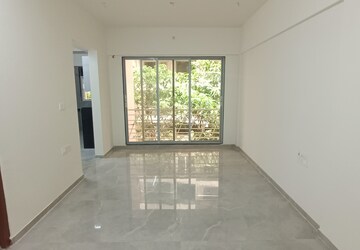 Room in 2 BHK Apartment at Goregaon West – for Rent