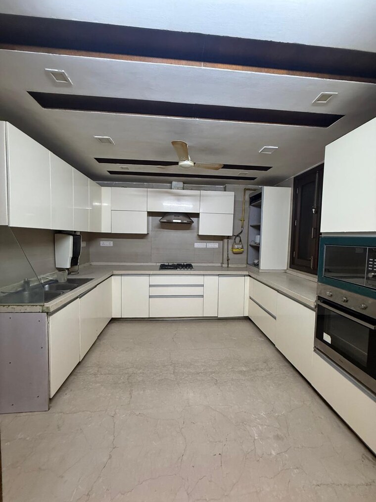 Kitchen, greater kailash ii 3 Bedroom 2000 Sq.Ft. Builder Floor In Greater Kailash ii Delhi 9357625