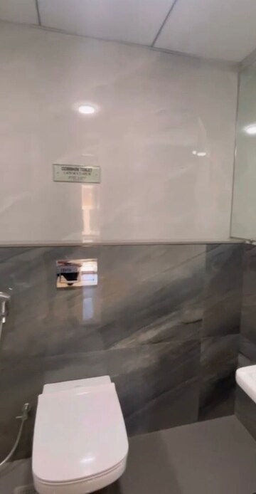 Room in 2 BHK Apartment at Kumar Parc Residences, Hadapsar – for Sale