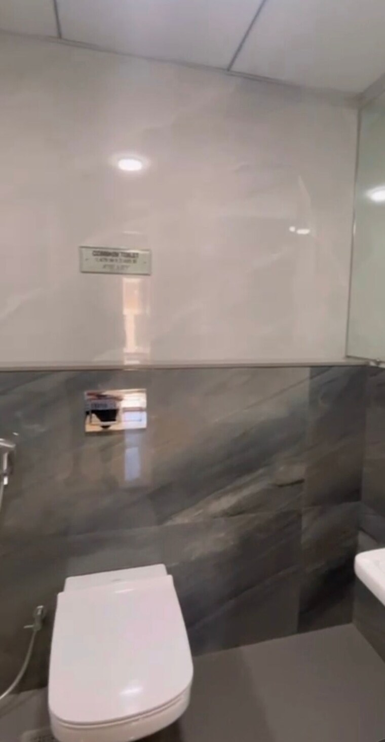 Room, kumar-parc-residences 2 Bedroom 800 Sq.Ft. Apartment In Hadapsar Pune 9357667