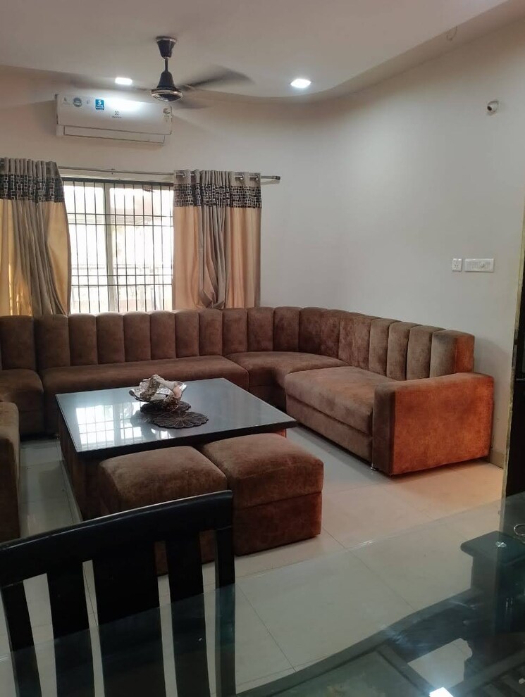 Living Room, shankar nagar 3 Bedroom 1700 Sq.Ft. Apartment In Shankar Nagar Raipur 9357676