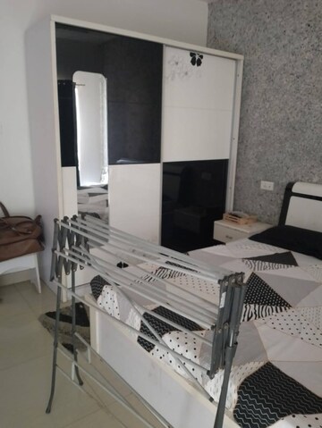 Master Bedroom in 3 BHK Apartment at Shankar Nagar – for Rent