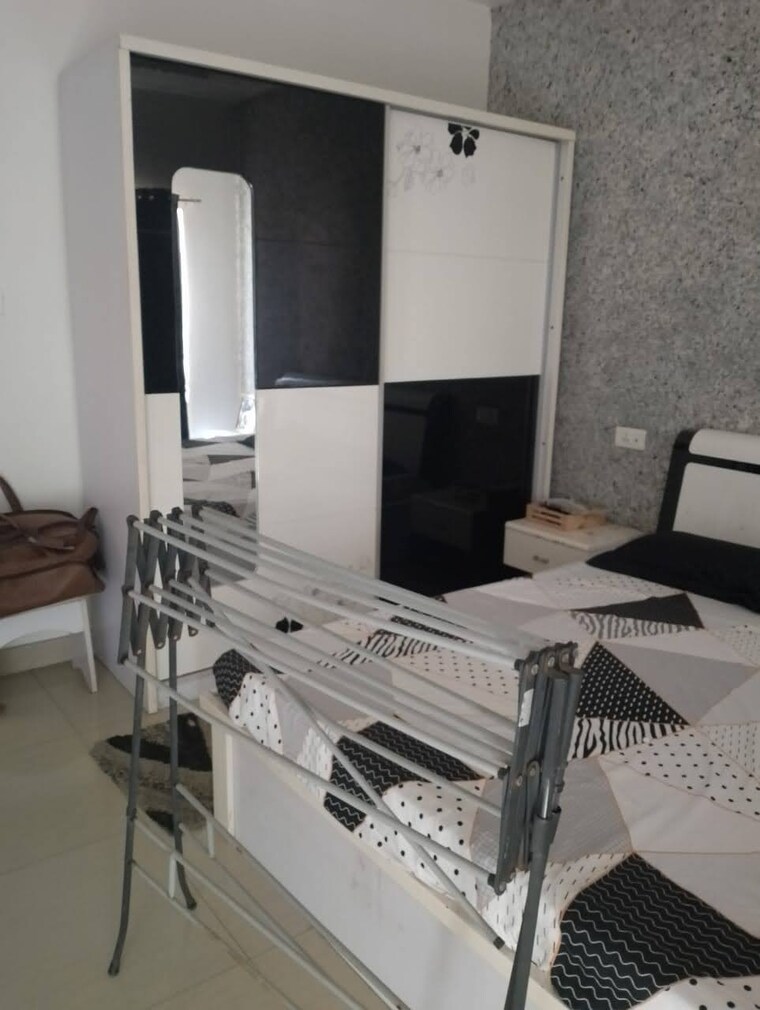 Master Bedroom, shankar nagar 3 Bedroom 1700 Sq.Ft. Apartment In Shankar Nagar Raipur 9357676