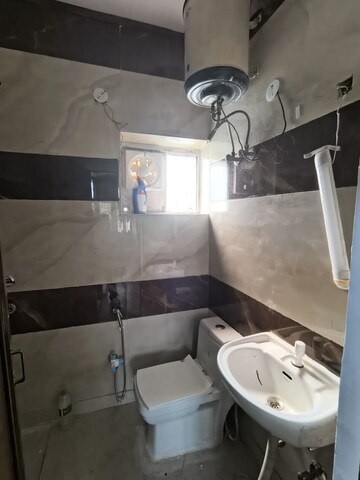 Floor Plan in 2 BHK Builder Floor at Chittaranjan Park – for Rent